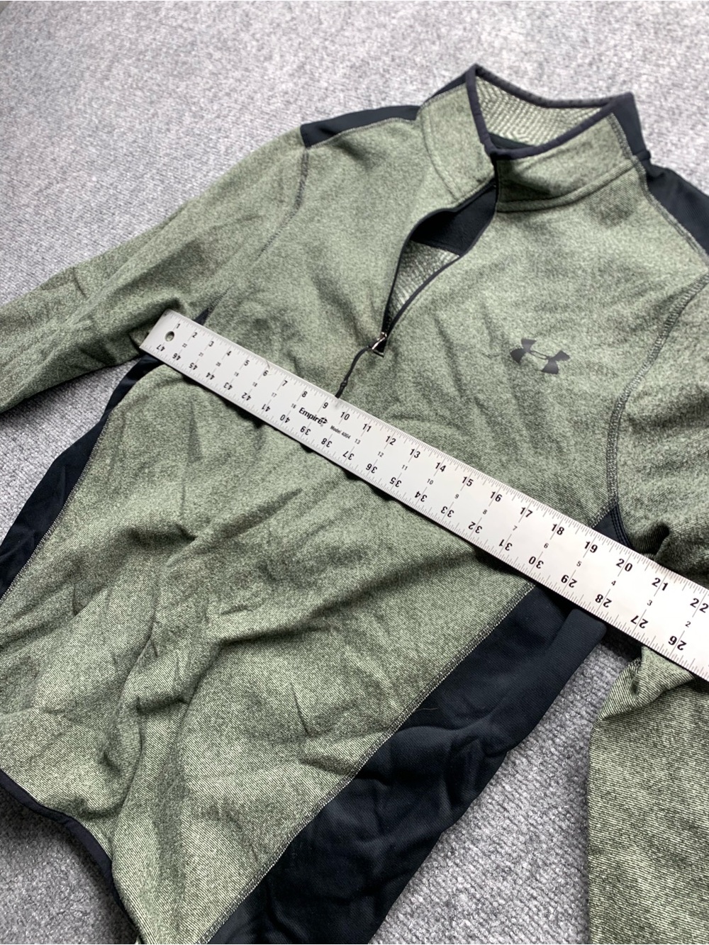 Under Armor Men’s Green and Black Quarter-Zip Performance Jacket Size Large